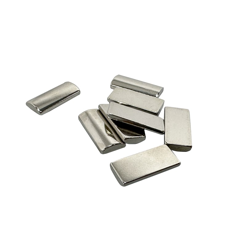 R7.4xW8.4x18.76 Neodymium Loaf Magnet